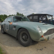 22 „Aston Martin DB6“