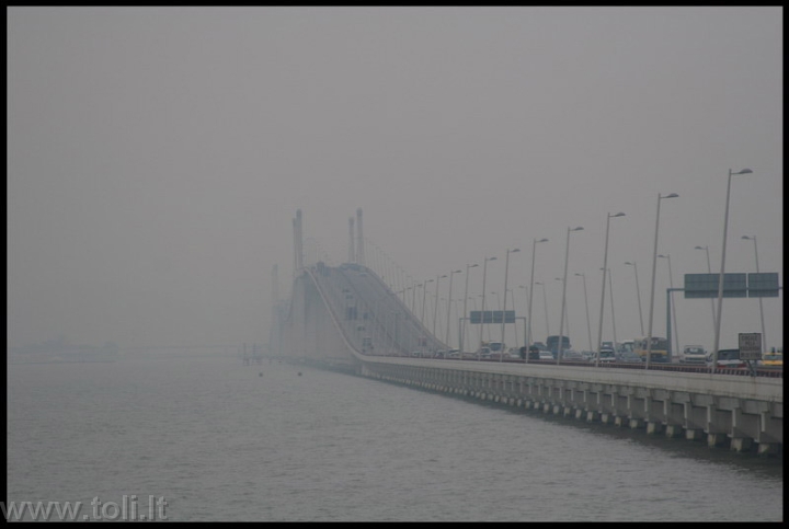 kinija79 Makau. Taipos salą su žemynu jungiantis tiltas