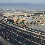 Dubajus. Tolumoje - oro uosto pakilimo takas
